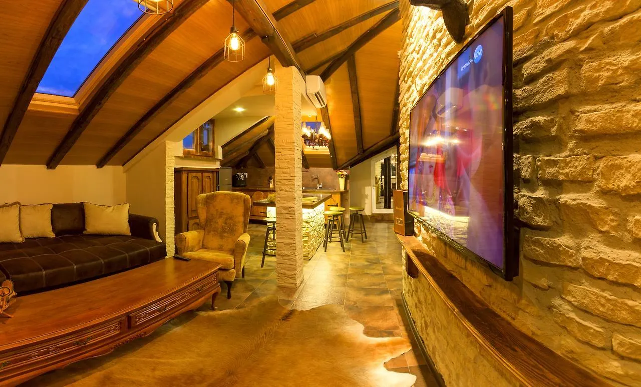 Penthouse Suites Sofia 0*,