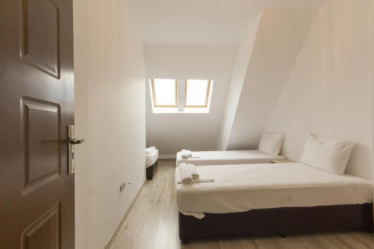 Penthouse Suites Sofia 0*,  Bulgaria
